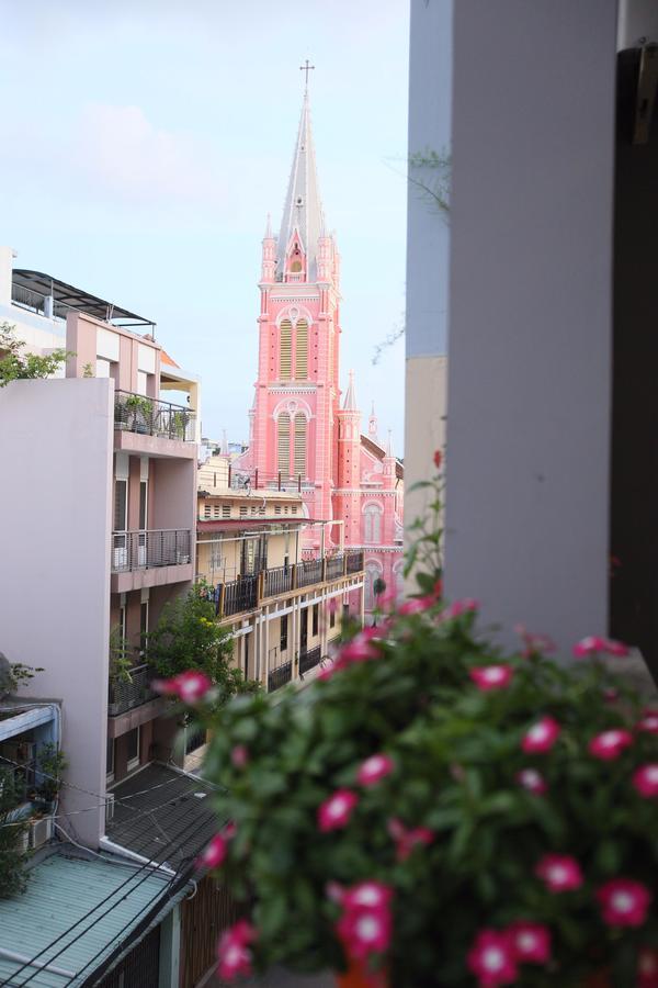The Nguyens Cafe - Pink Church View Ho Chi Minh City Exterior photo