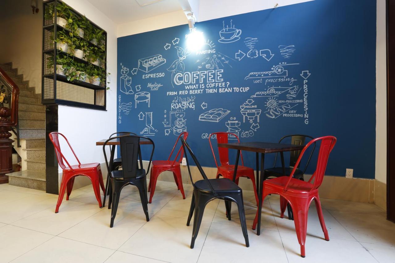 The Nguyens Cafe - Pink Church View Ho Chi Minh City Exterior photo